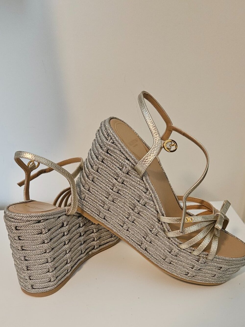 Valentino Garavani Wedge